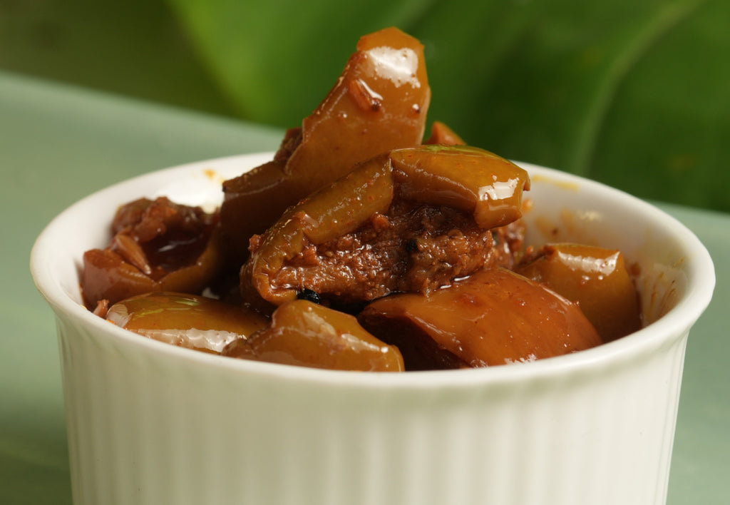 Aanandam Apple Pickle real texture in bowl